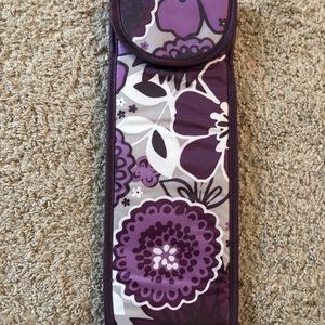 Thirty one flat iron case